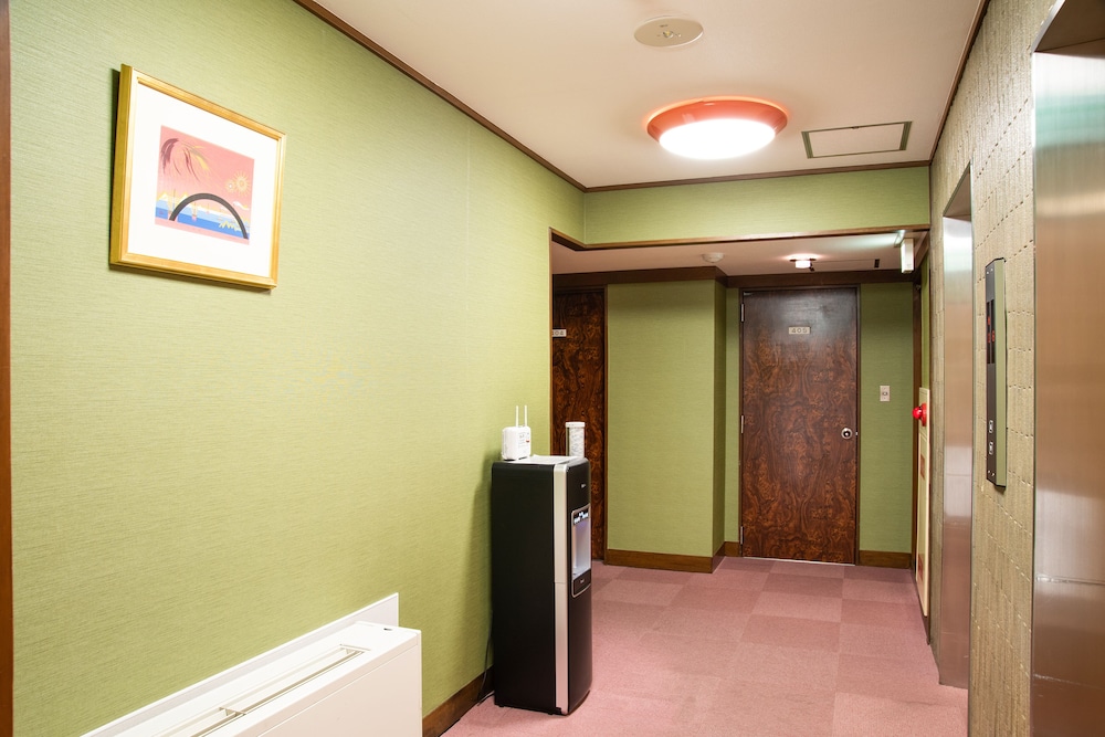 Kaneyoshi Ryokan 50/50
