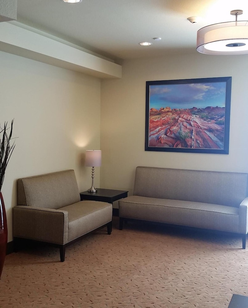 Ledgestone Hotel Elko 28/50