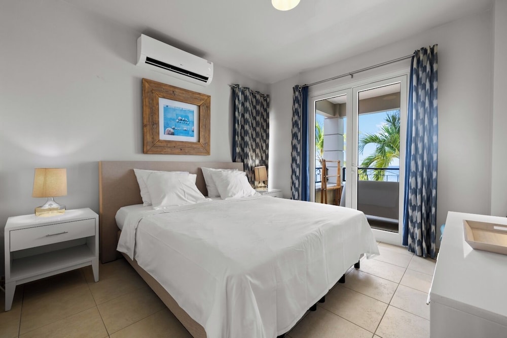 The Bellafonte - Luxury Oceanfront Hotel 9/50
