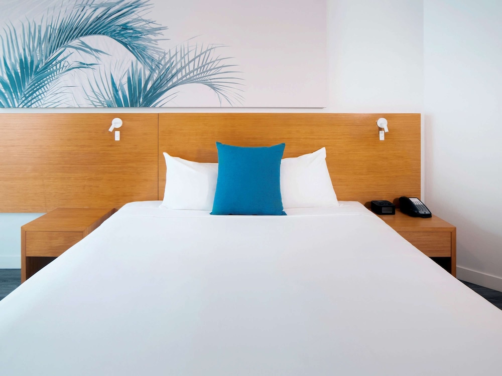 Novotel Cairns Oasis Resort 20/80