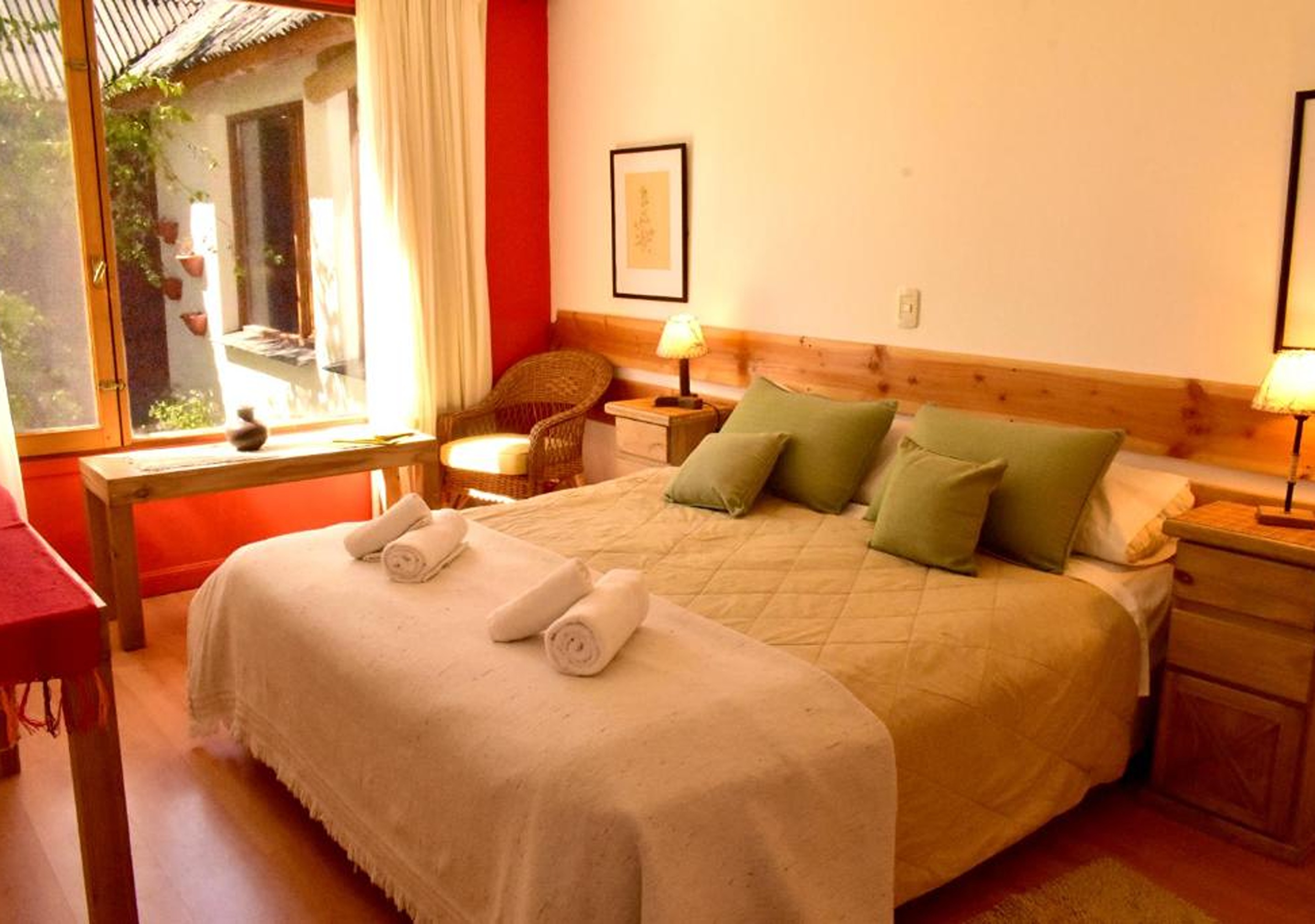 Room, Garden View