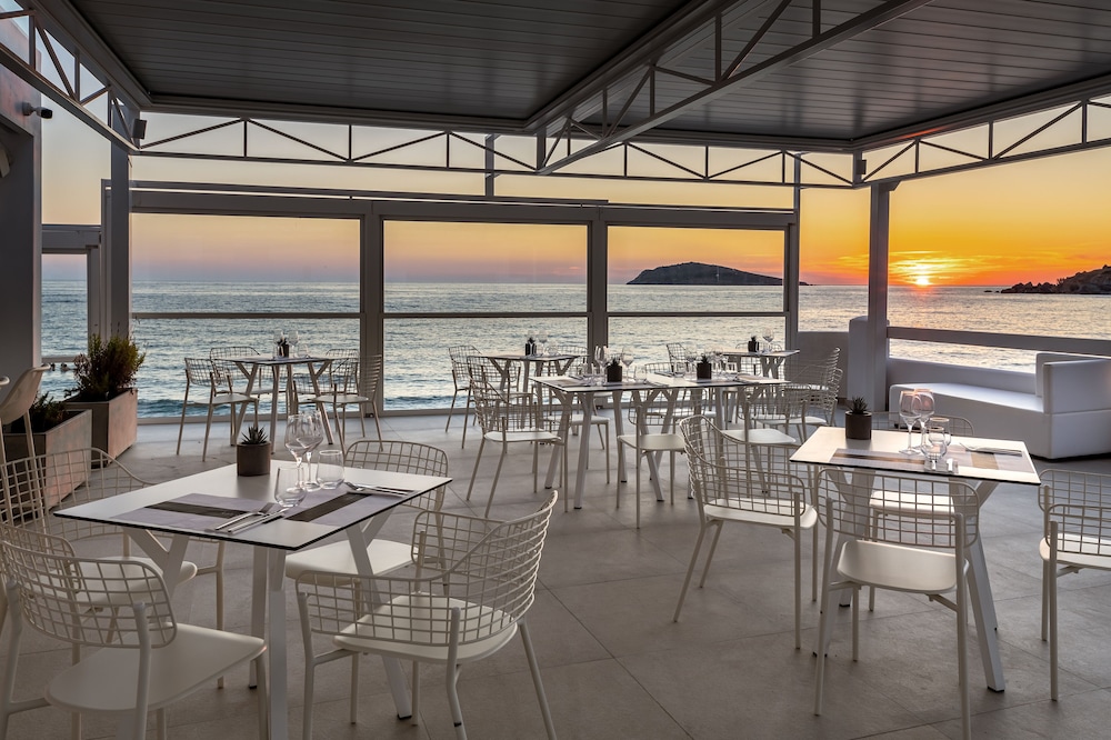 Kantouni Beach Hotel 34/49