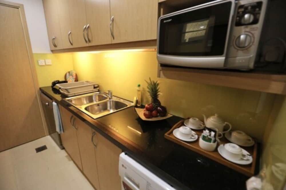 Diamond Westlake Suites 50/50