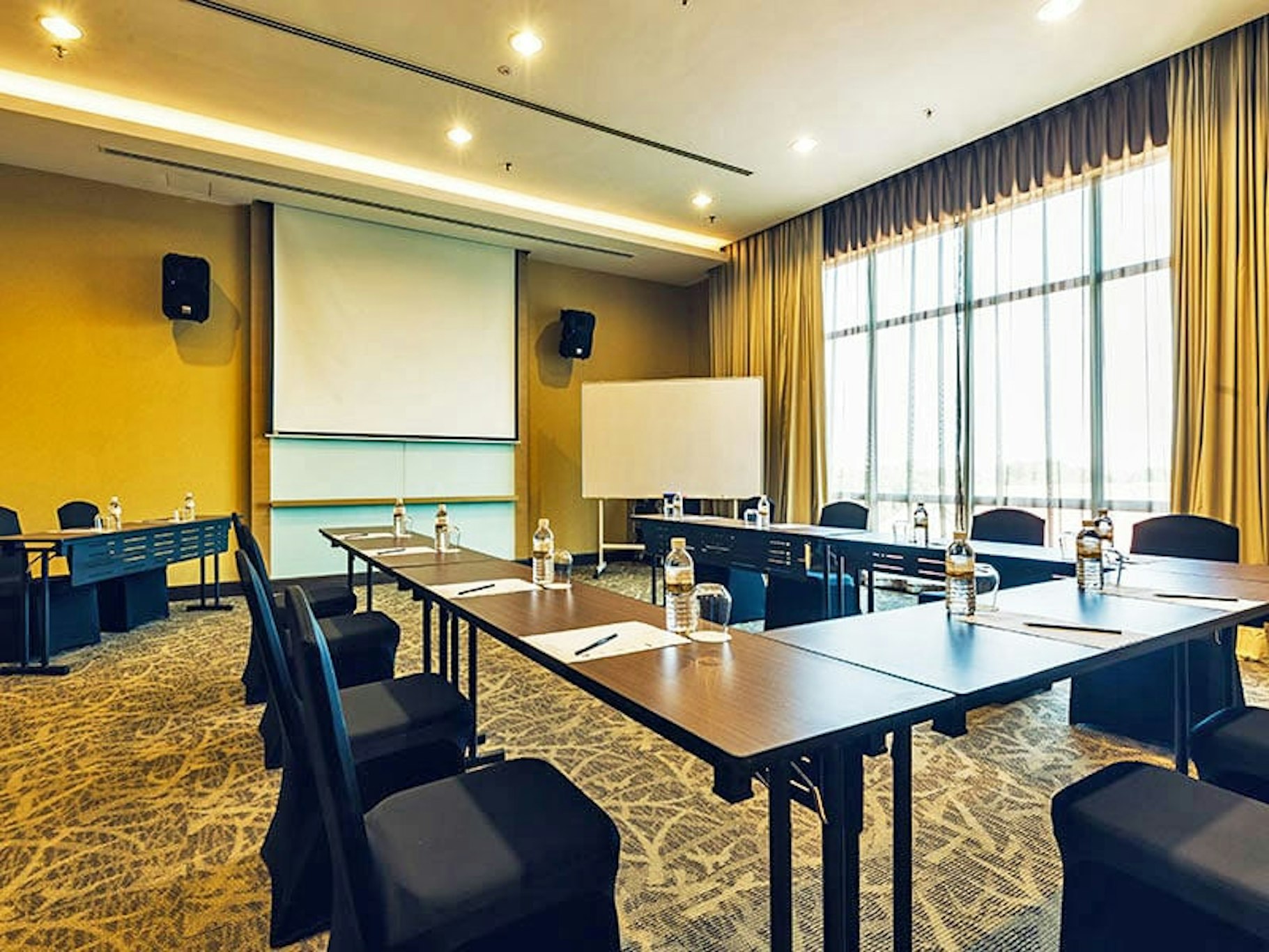 The Light Hotel Penang 48/53