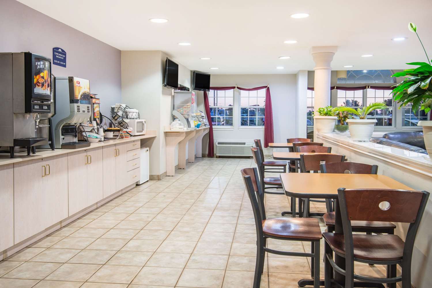 Microtel Inn & Suites by Wyndham Claremore 5/9