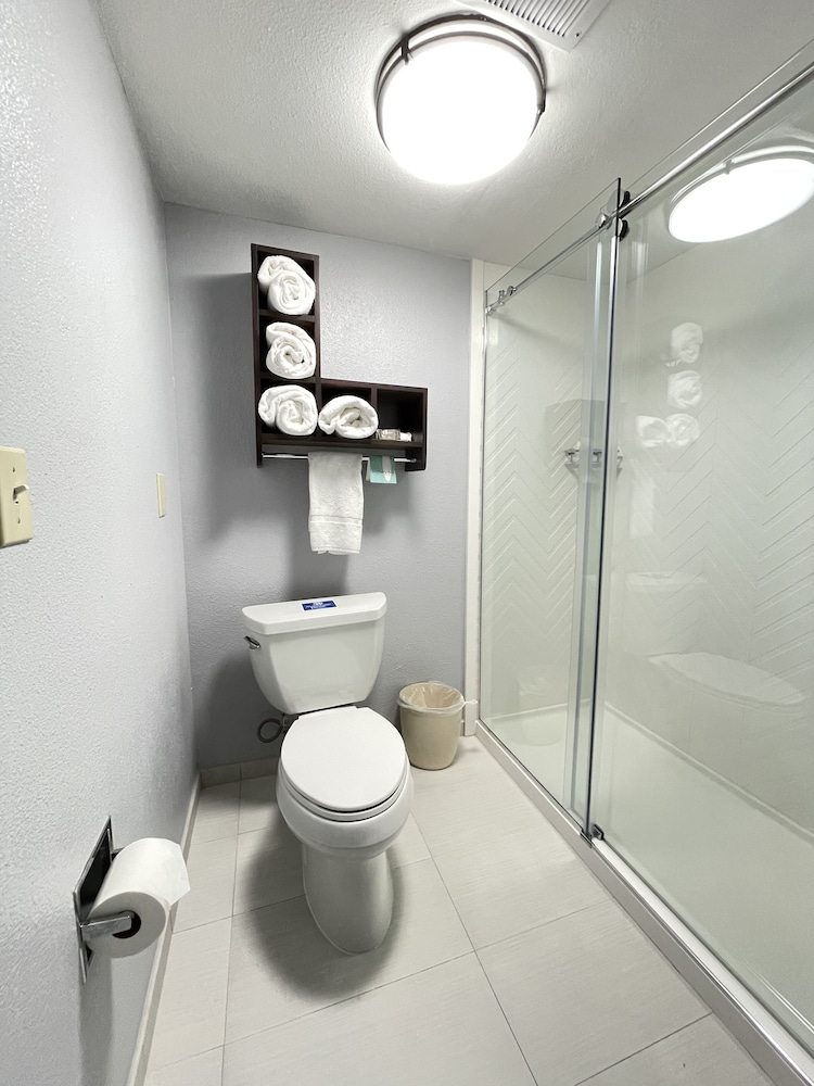 Country Inn & Suites By Radisson, San Carlos, CA 20/40