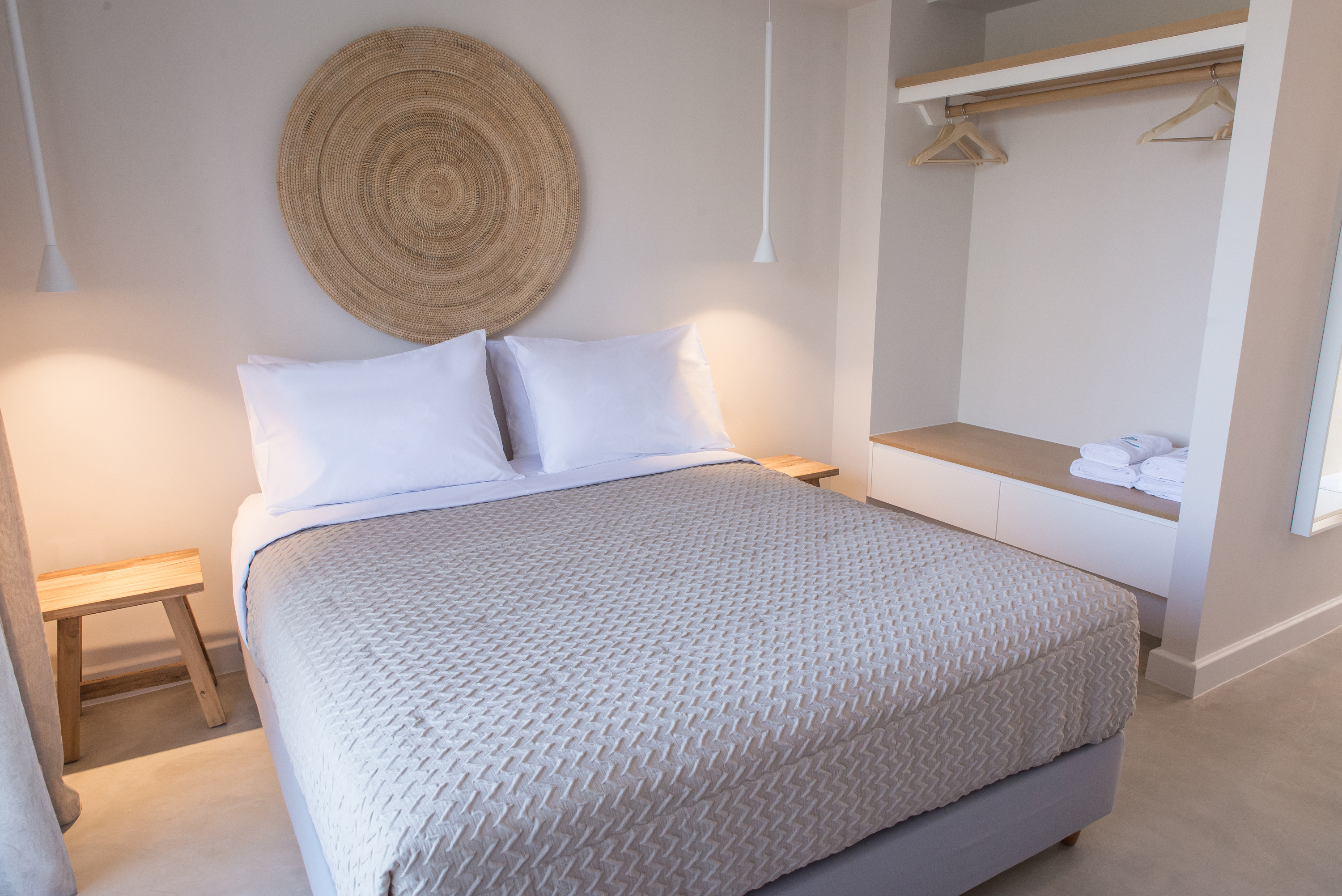 COZY, DOUBLE BED