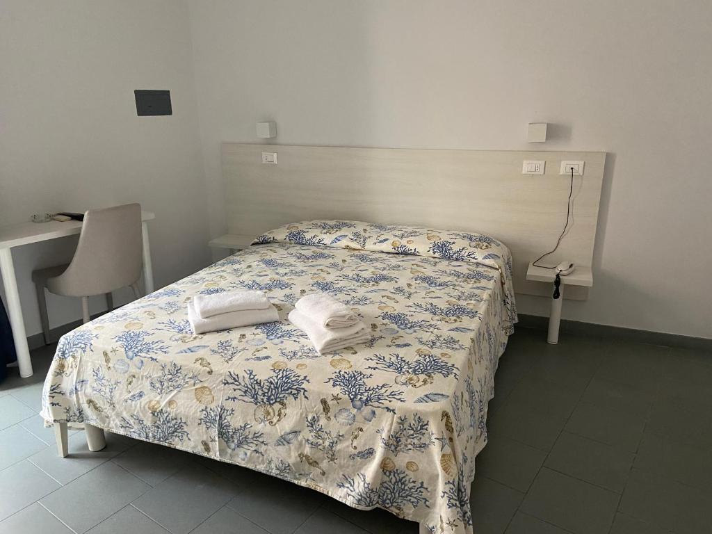 La Siesta 7/18