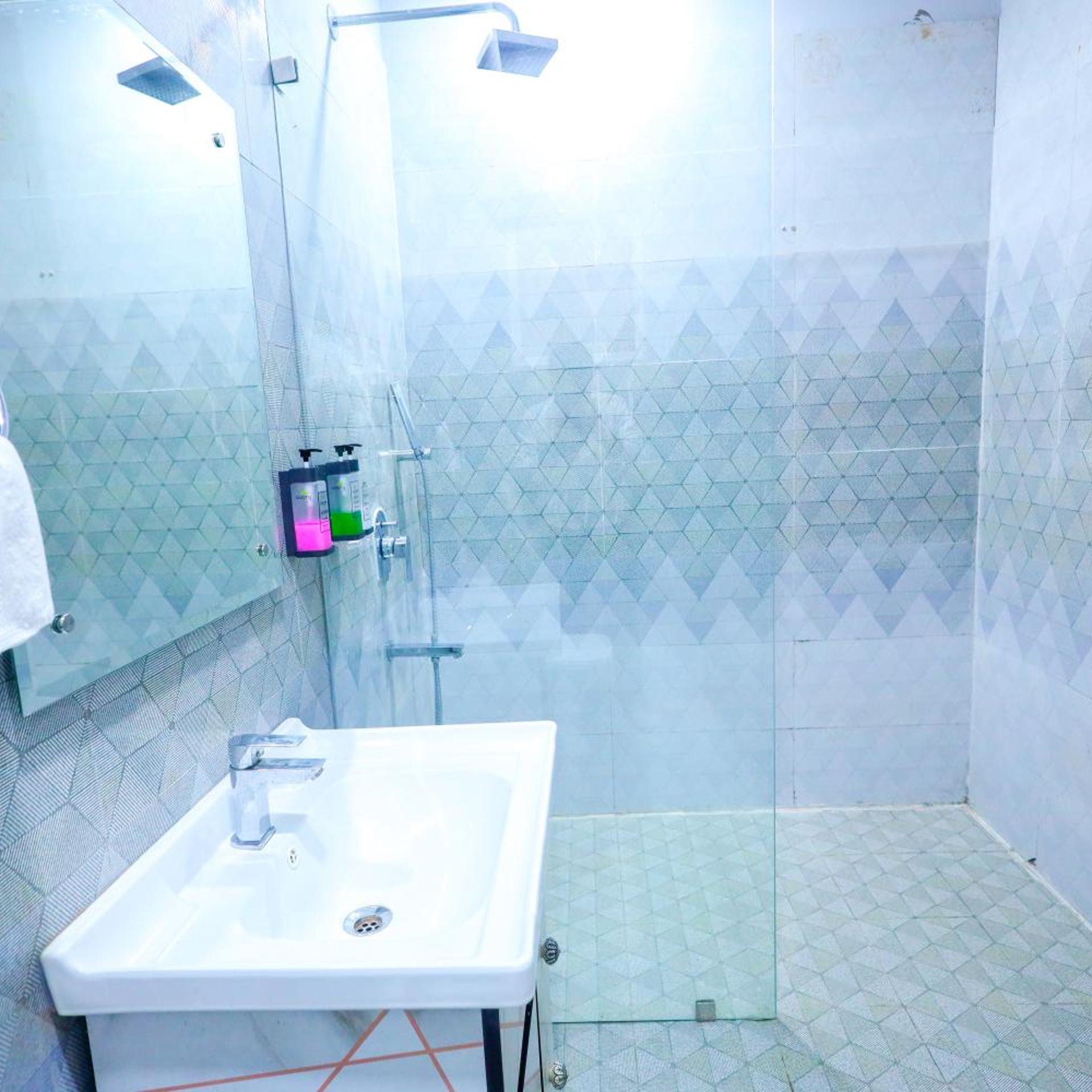 Clay Inn Hotel Gurugram 49/50