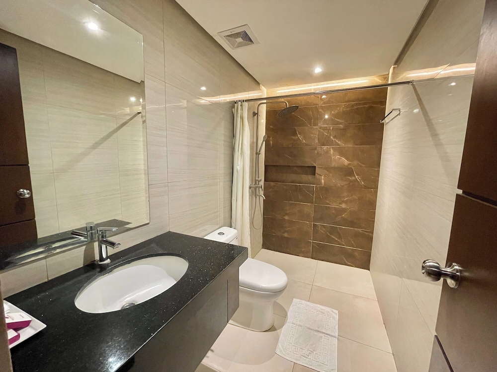 The VIP Hotel Cagayan De Oro 45/51