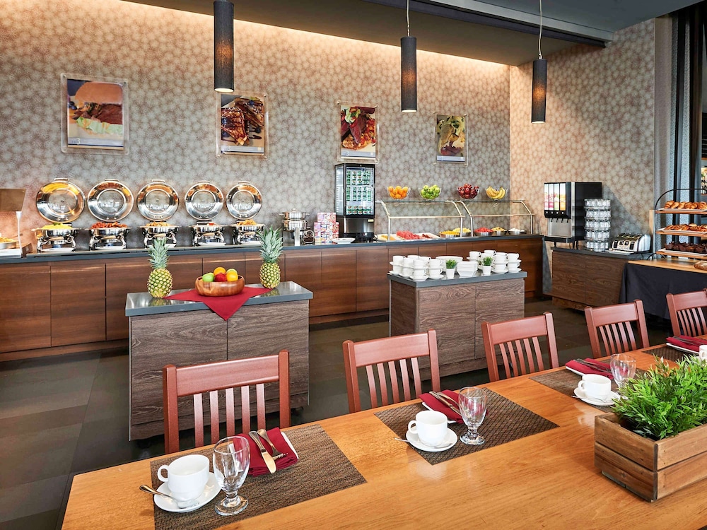 Novotel Toronto Vaughan 48/65