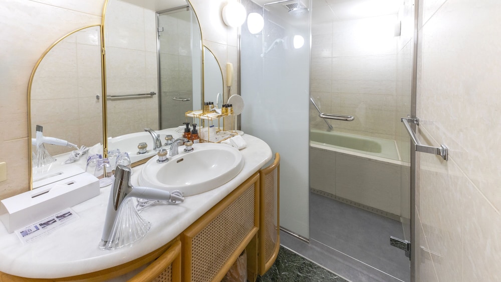 Premier Hotel Nakajima Park Sapporo 81/82