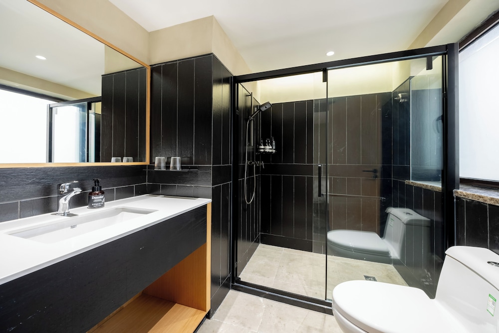 Economy, Queen Bed, No Window، Beijing Aaliyah Wang Fu Jing Forbodden City Boutique Hotel 4/5
