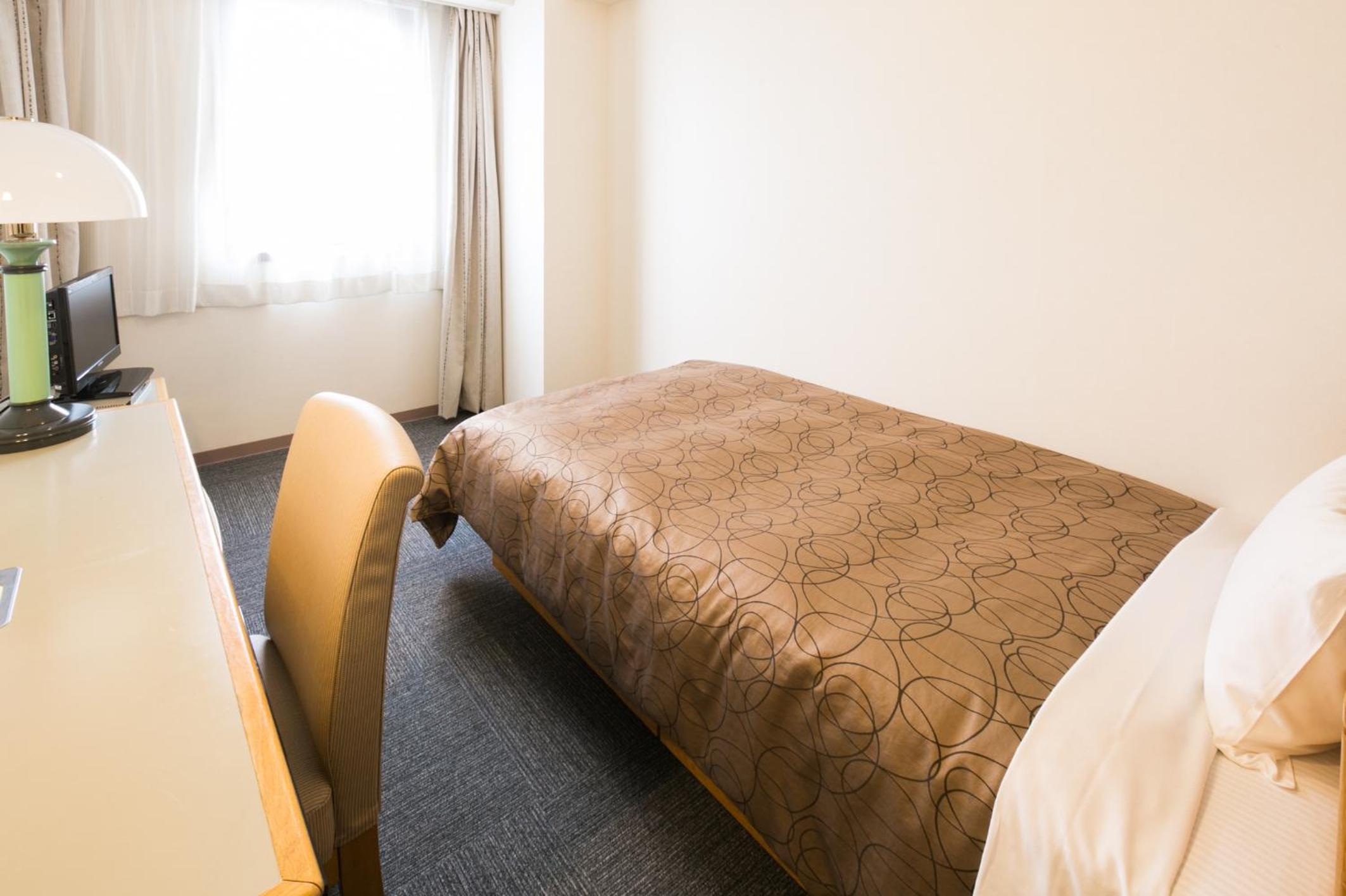 Semi Room, Single, Semi Double Bed