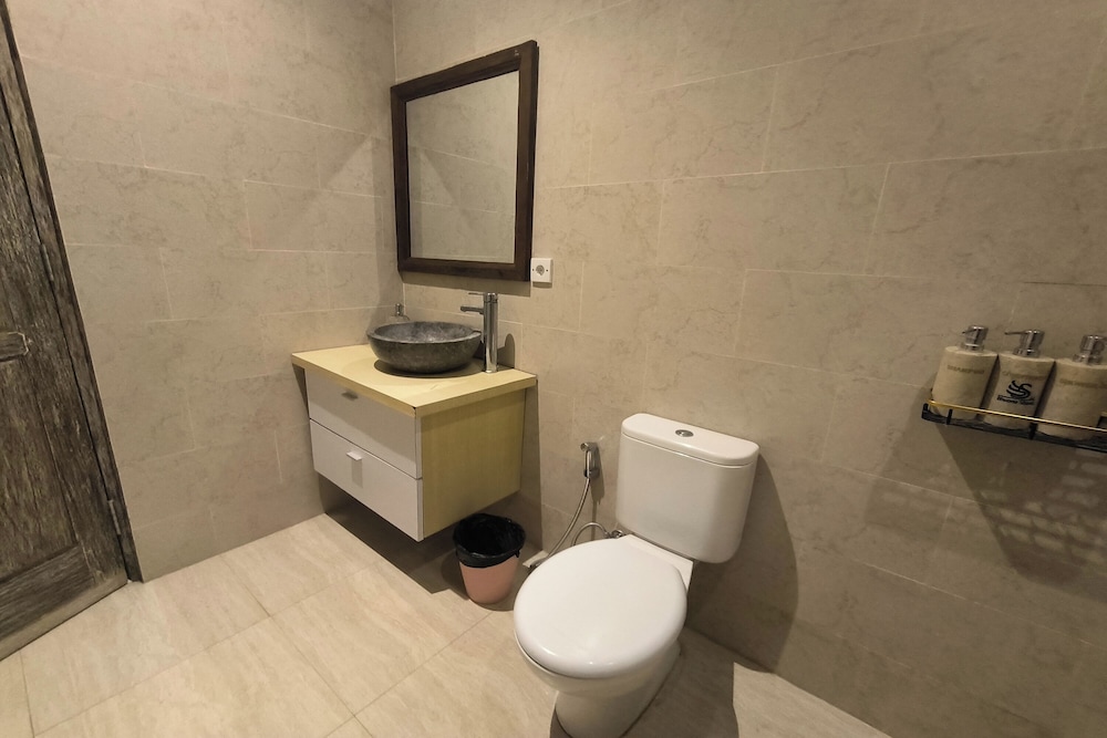 Bhuana Shanti Homestay 48/50