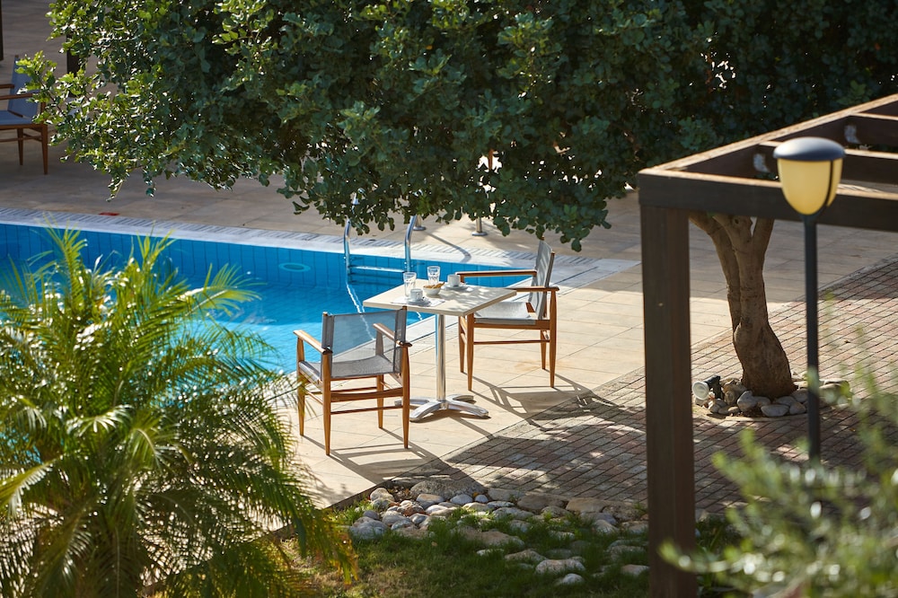 Vasia Resort & Spa 65/71