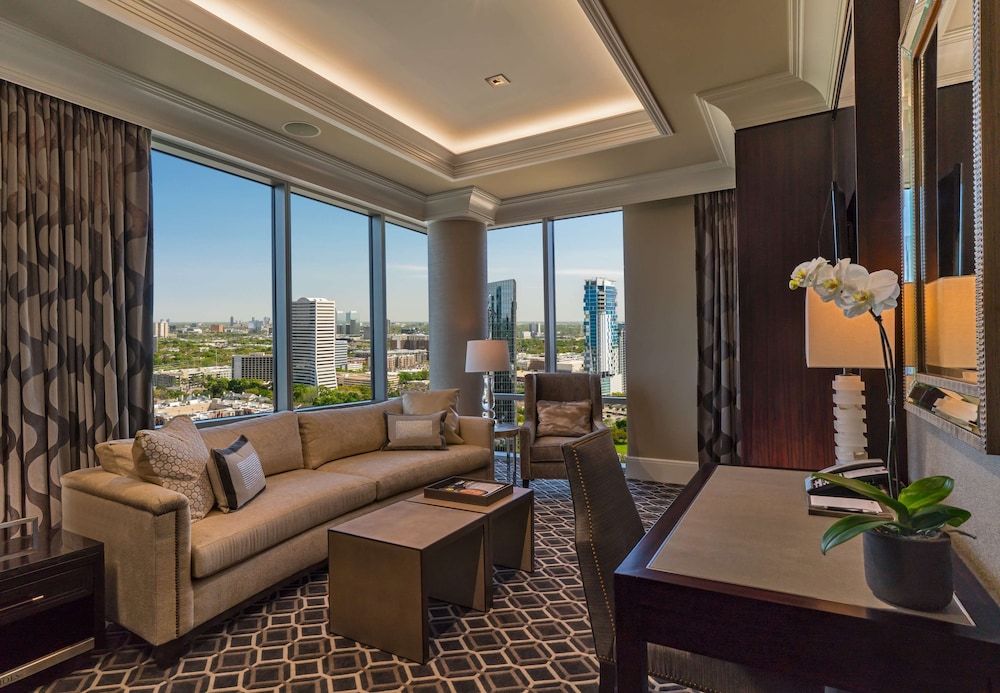 The Post Oak Hotel at Uptown Houston 53/74