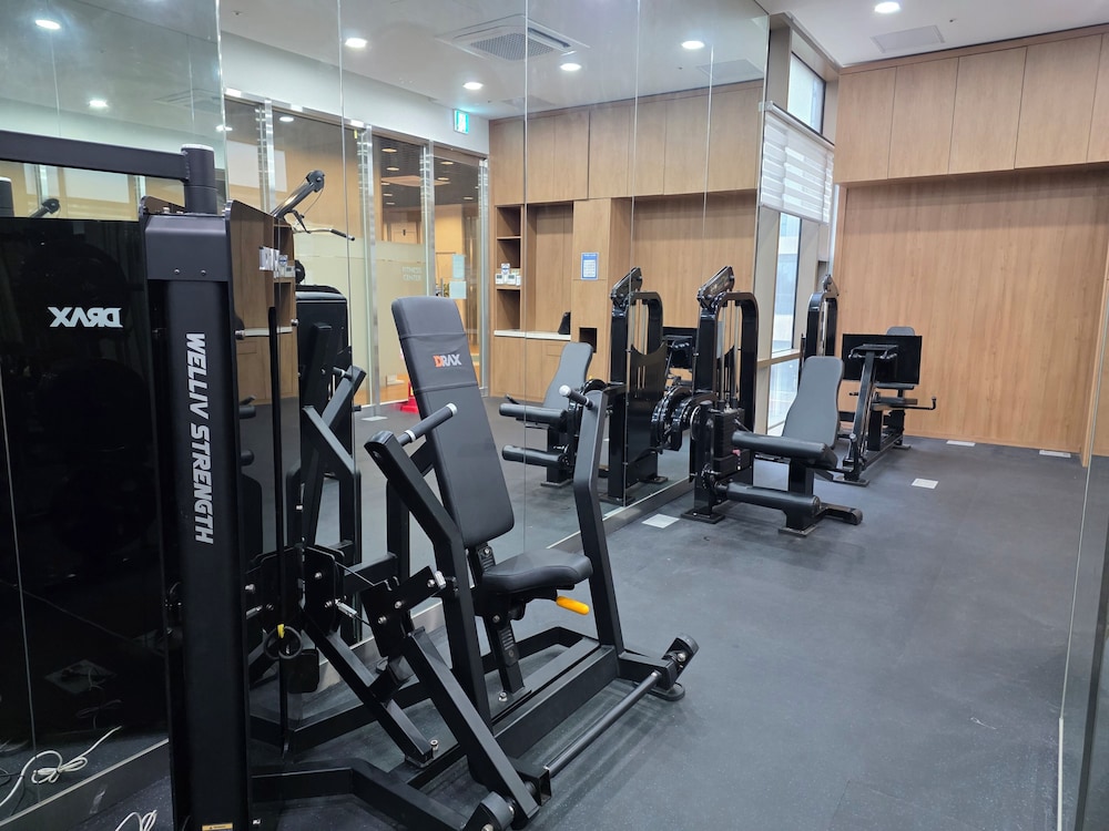 SR Hotel Yeongjong 34/52