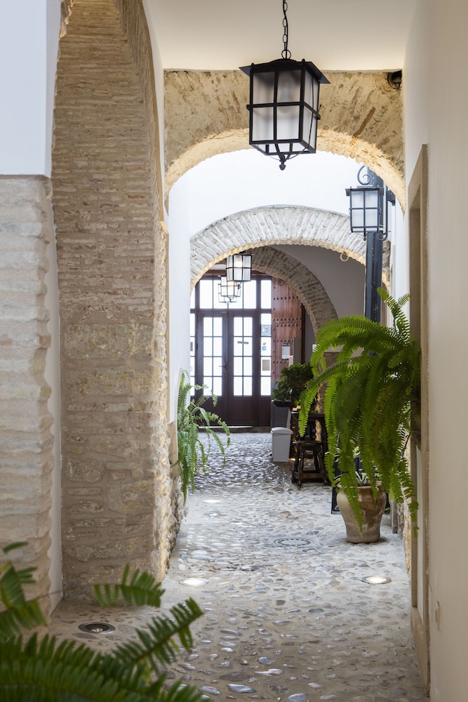 MEDINA SIDONIA 41/48