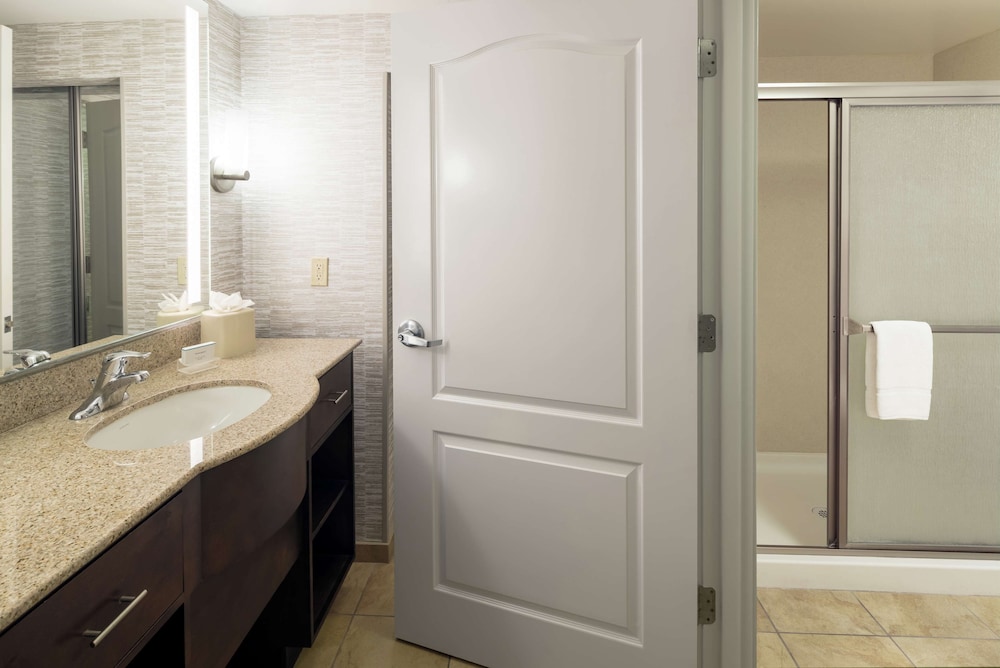 جناح بسرير كينج وسريرين كوين لذوي الإعاقة، Homewood Suites by Hilton Fresno Airport/Clovis, CA 3/4