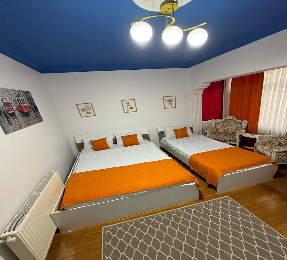 TAKSIM UNIQUE SUITES 19/73