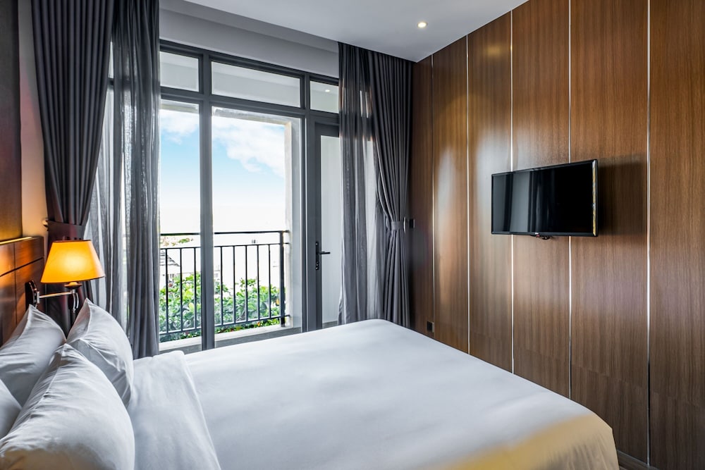 The Cap Hotel Vung Tau 12/50