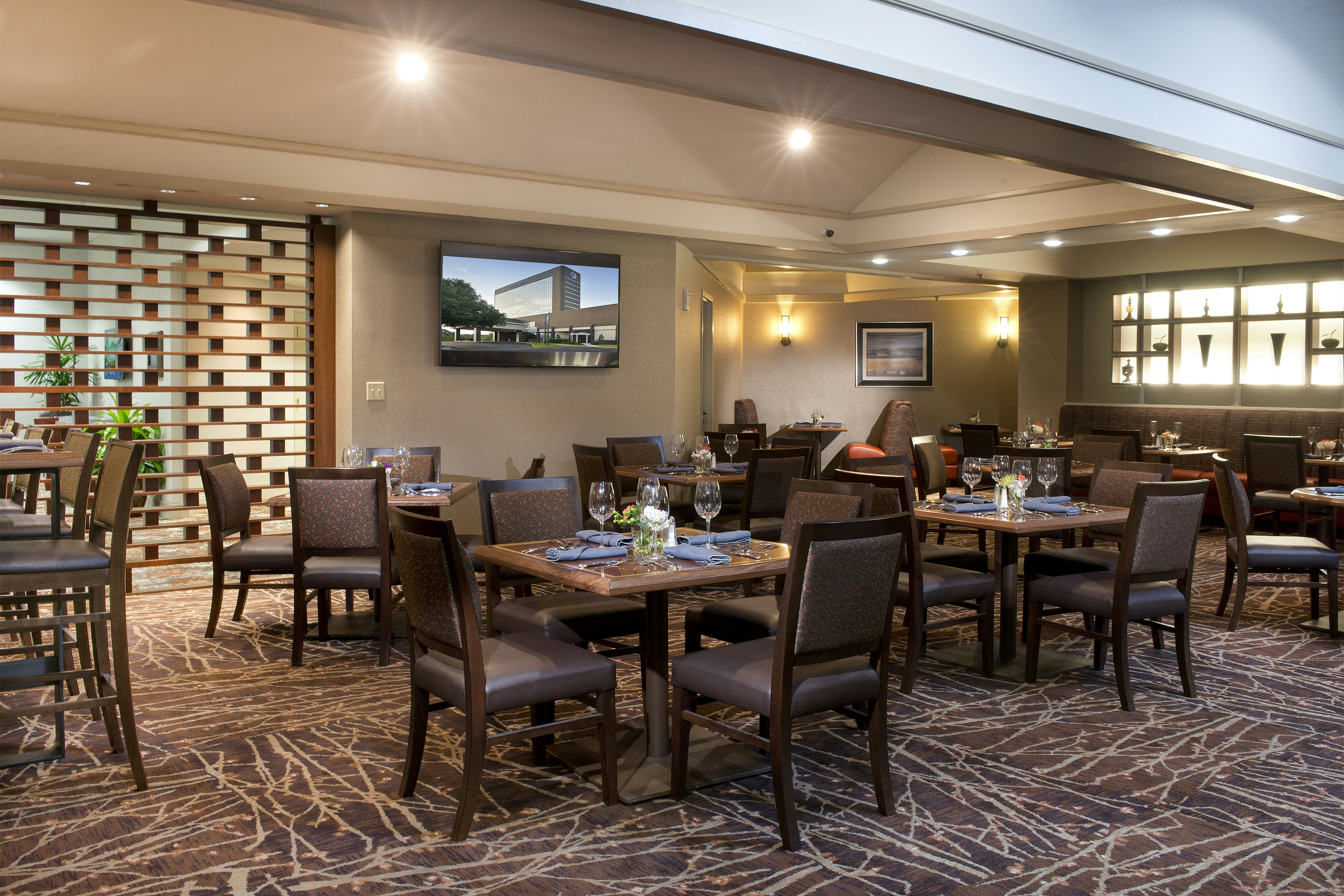 Doubletree By Hilton Hotel Lafayette 14/26