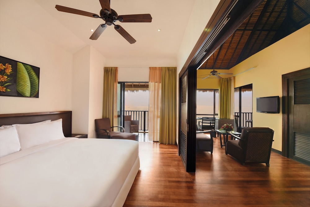 Golden Palm Tree Sepang 4/34