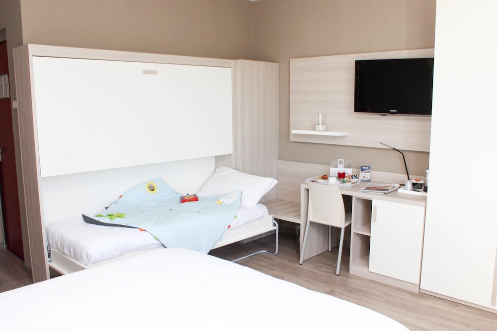 Best Quality Hotel La Darsena 38/48
