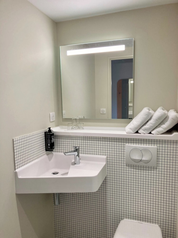 Ibis Budget Poitiers Nord Futuroscope 68/71