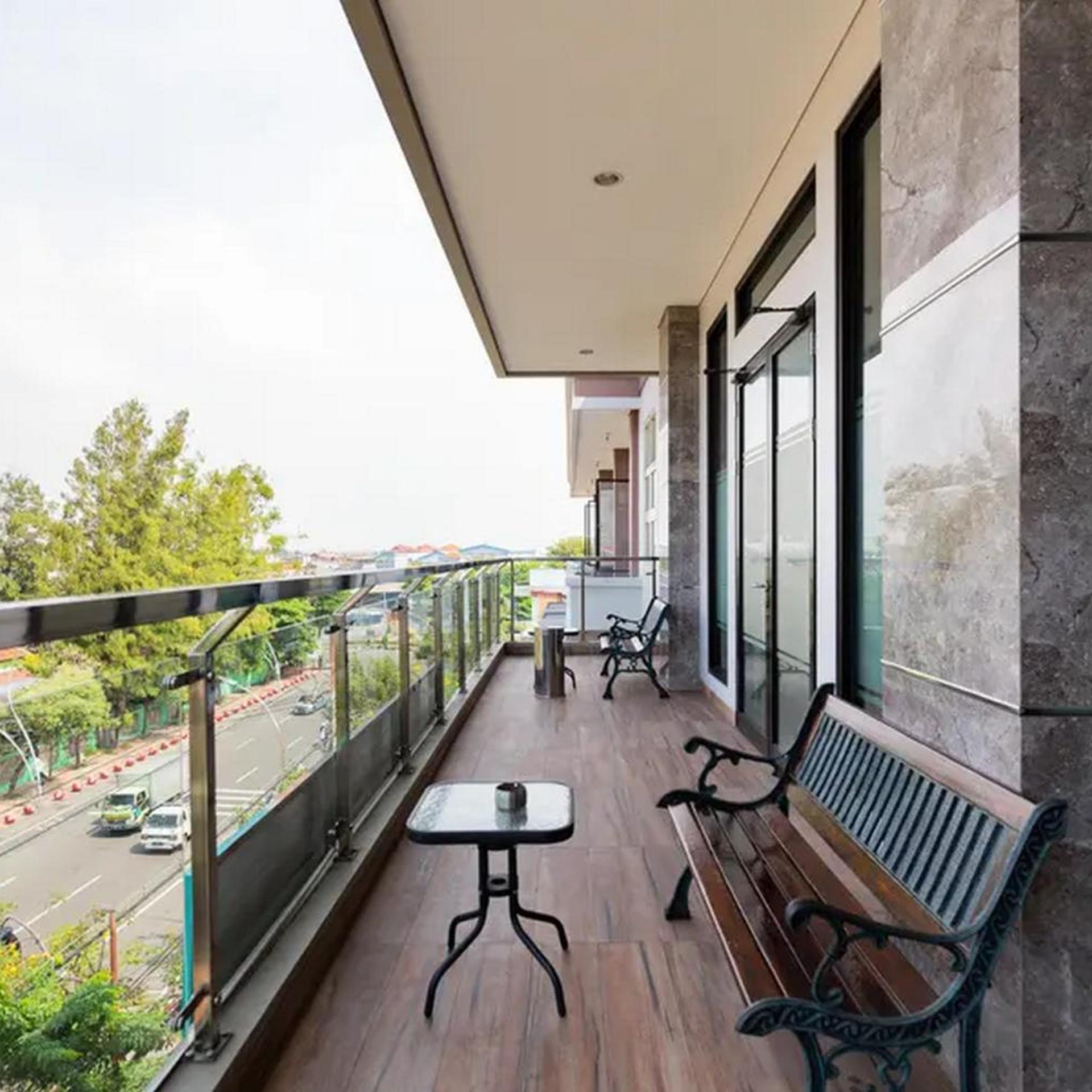 Sans Hotel Rajawali Surabaya 44/68