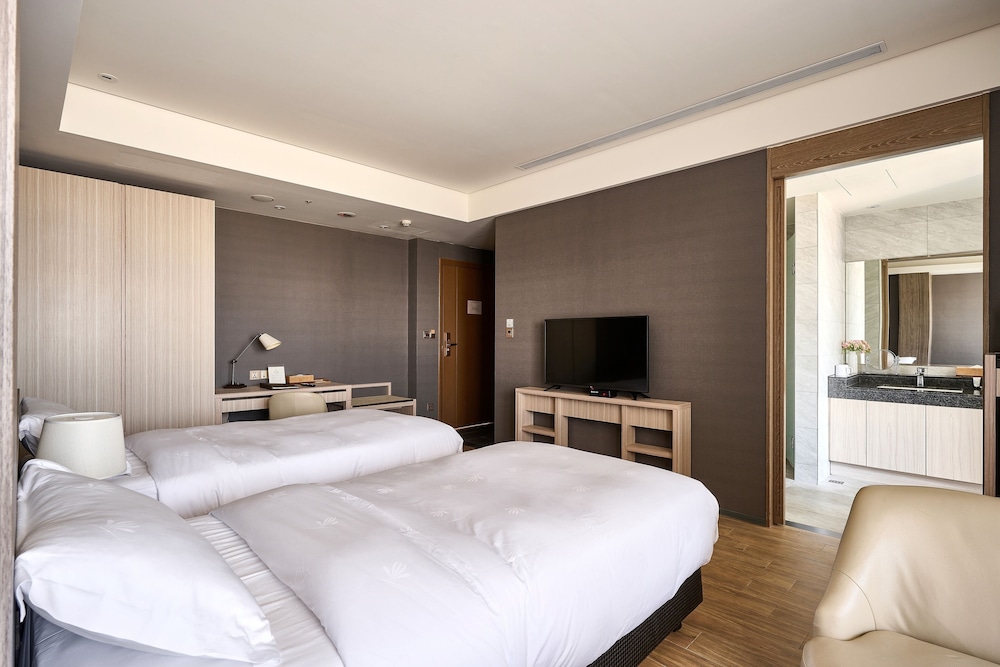 Cuncyue Hot Spring Resort 26/60