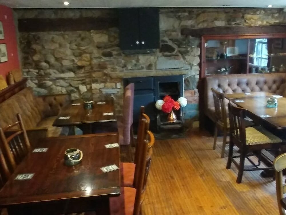 Engine Inn 9/14