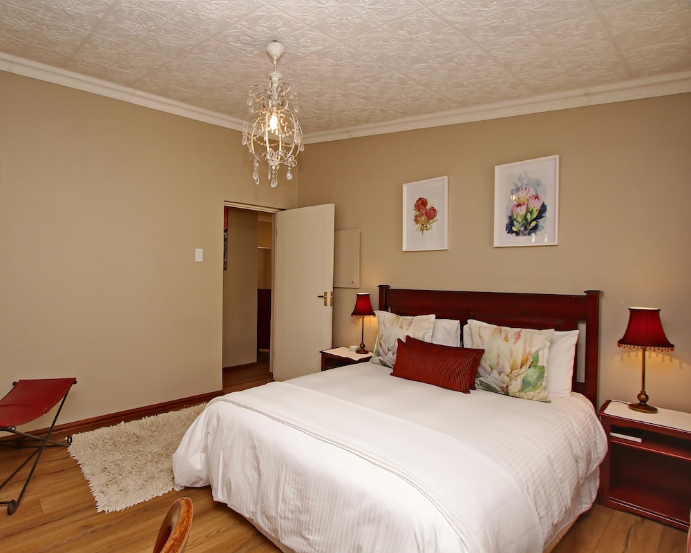 1 BEDROOM, FAMILY, APARTMENT