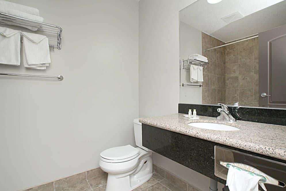 Travelodge By Wyndham Wetaskiwin 23/27