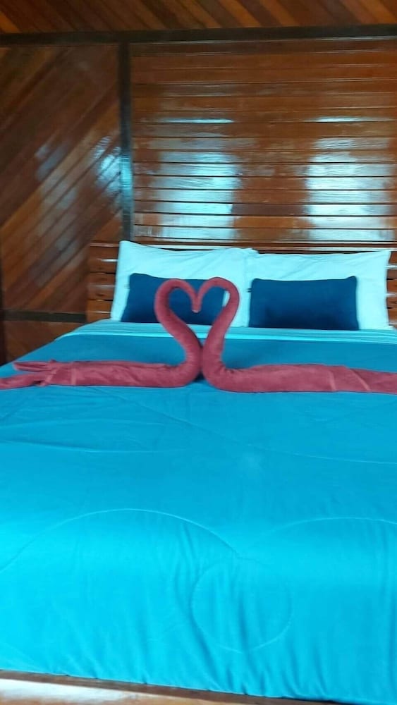 PHI PHI SAND SEA VIEW RESORT 38/57