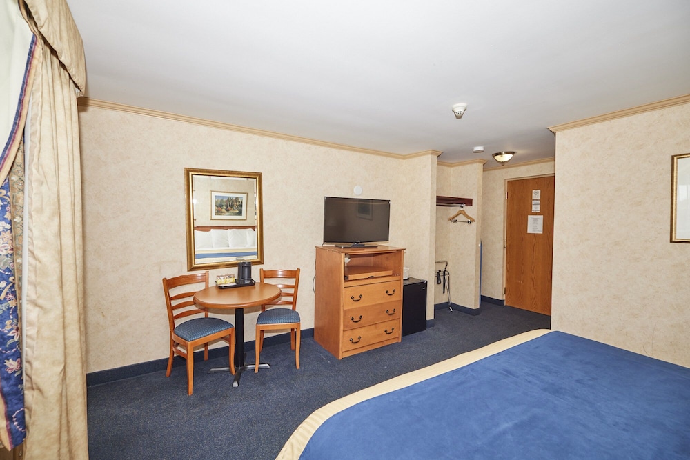Glengate Hotel 19/63