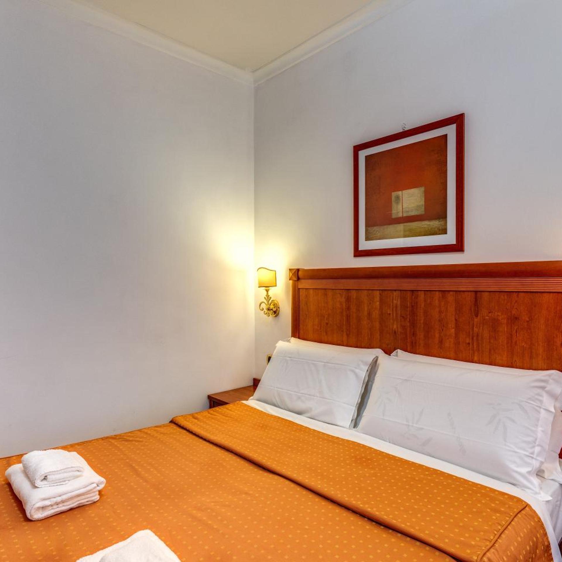 Room, Quadruple