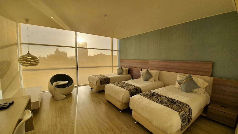 Catedral Plaza Hotel 16/73