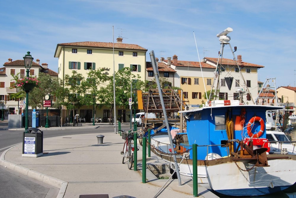 Alla Città Di Trieste 26/50