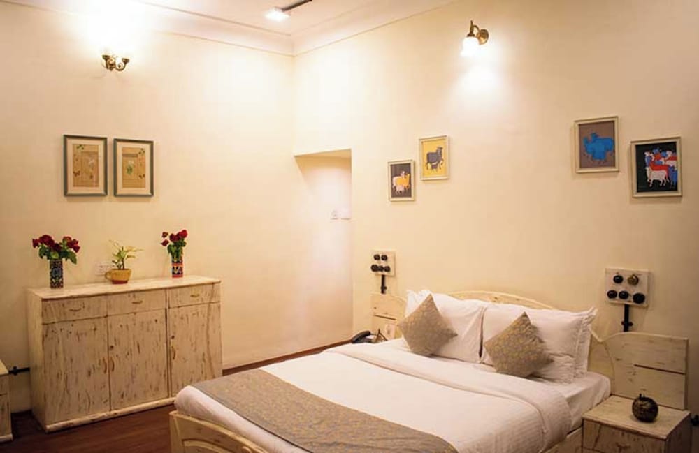 Hotel Swaroop Vilas 15/49