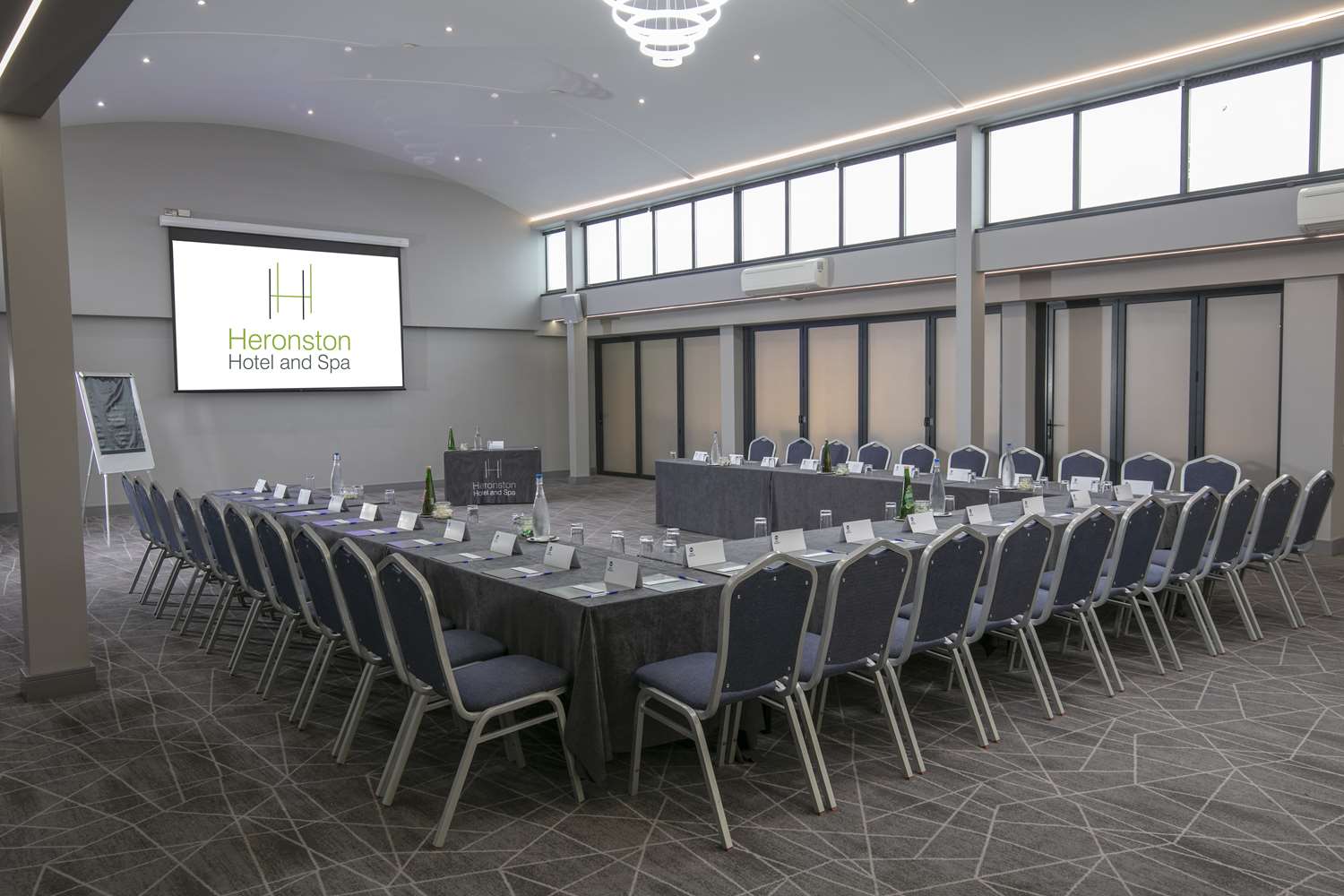Best Western Premier Heronston Hotel & Spa 15/24