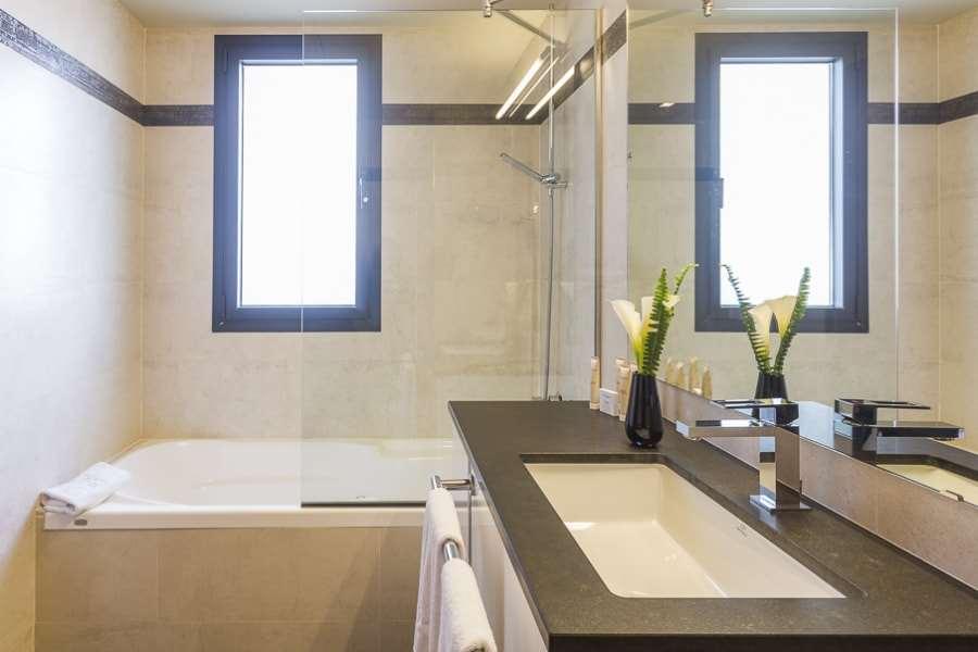 Majestic Residence 29/33