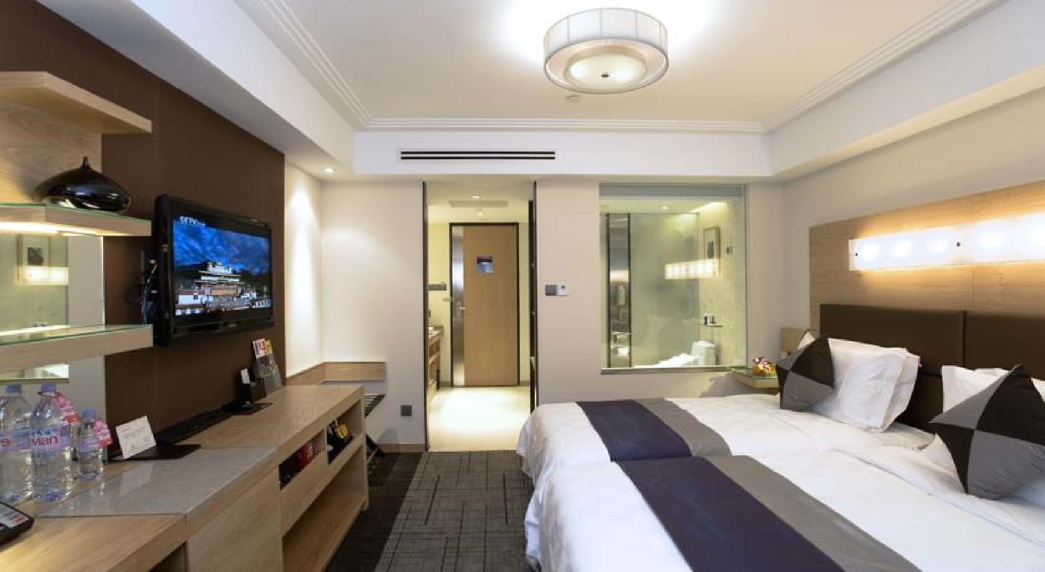 Room at New Otani Chang Fu Gong Hotel, BEIJING