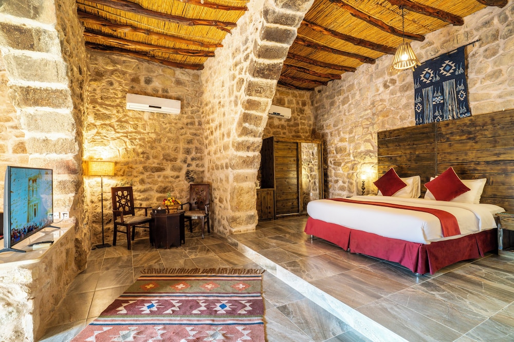 جناح جونيور بسرير كينج، Old Village Resort Petra 10/10