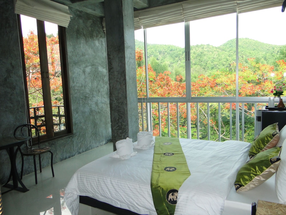 Hern Lhin Natural Resort 28/35