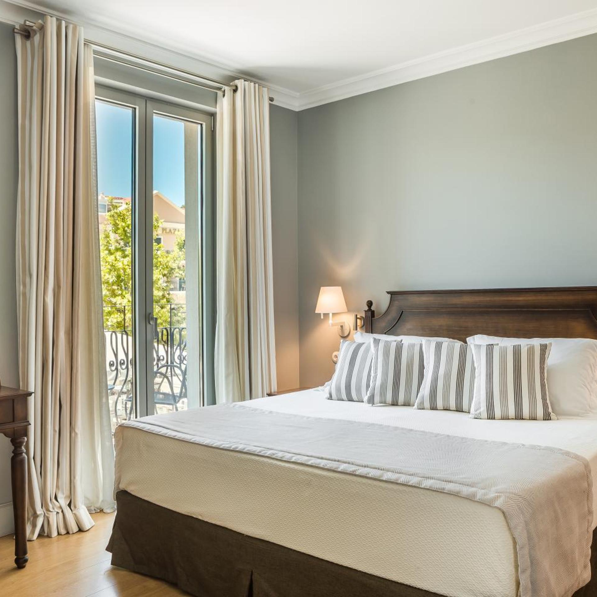 Junior Suite, Town View