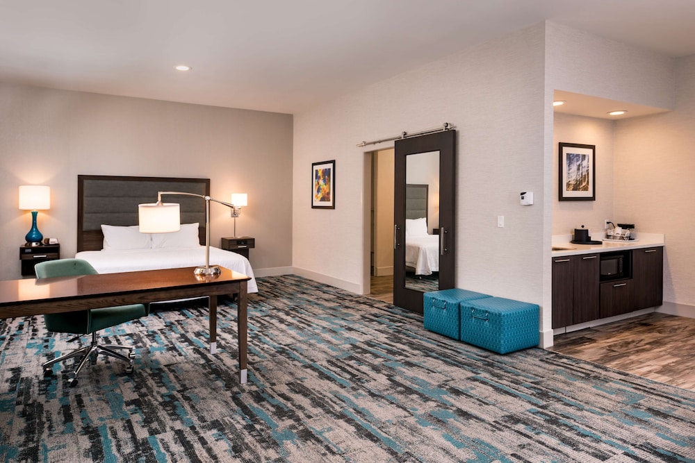 Hampton Inn & Suites Olympia Lacey 14/47
