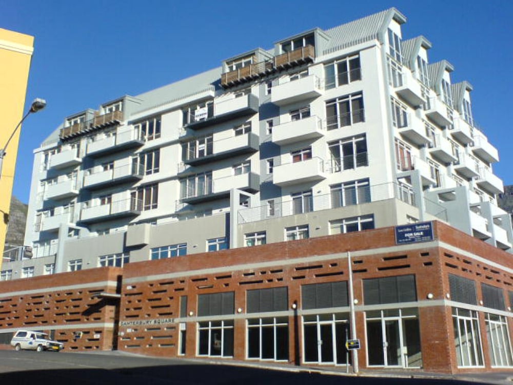Itc Hospitality Group Two Bedrooms Canterbury Suites Building 写真1