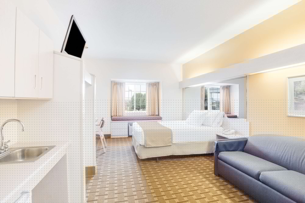SureStay Hotel by Best Western Christiansburg Blacksburg 18/23